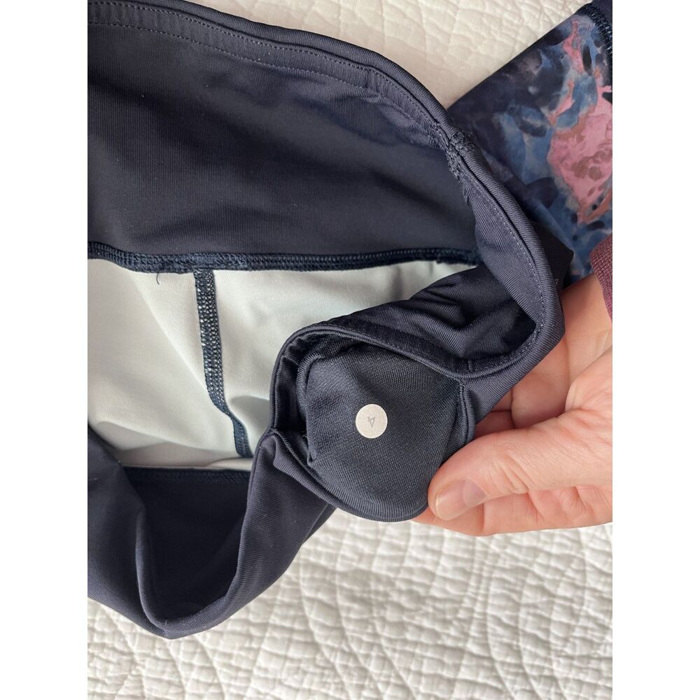 Lululemon If You're Lucky Crop Pant Legging Sz 4 Navy Blue Yoga Gym Fitness - Picture 7 of 10